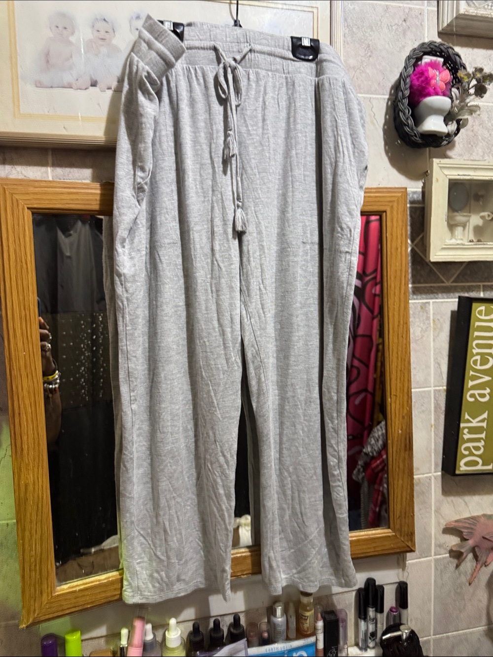 Stars above capris